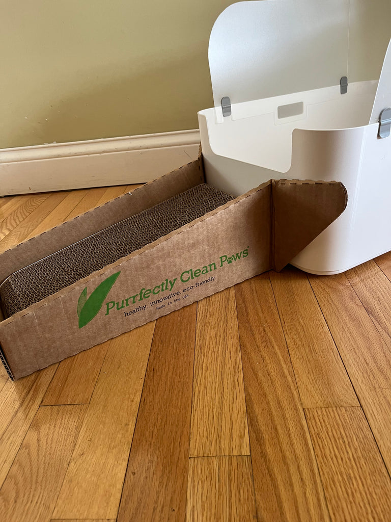 Purrfectly Clean Paws® Anti-Tracking, Scratcher, Cat Litter Box Ramp